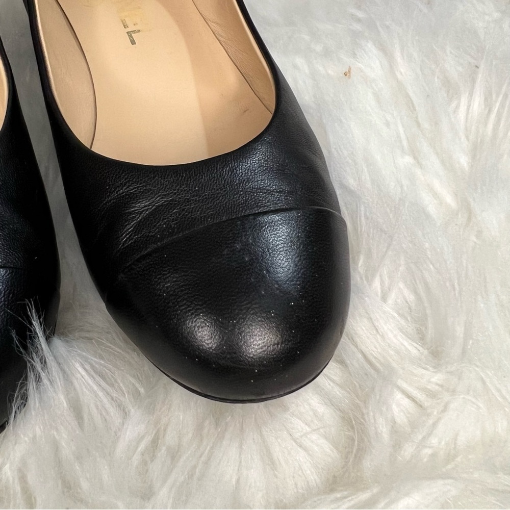 Chanel Black Lambskin Leather Pearl CC Logo Round Toe Low Block Heel Pump - 36C - Picture 4 of 16